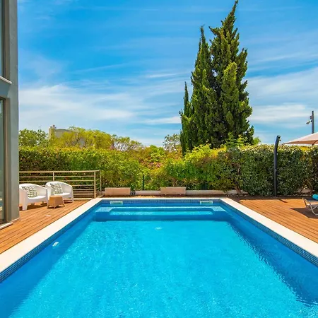 Carolina - Com Piscina Privada E Bbq