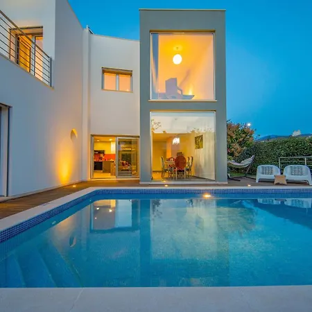 Villa Carolina - Com Piscina Privada E Bbq Albufeira